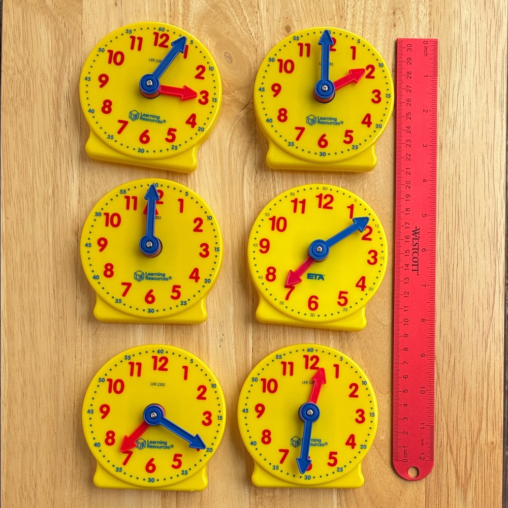 Learning Resources Yellow Teaching Clocks Set of 7 (one not pictured)